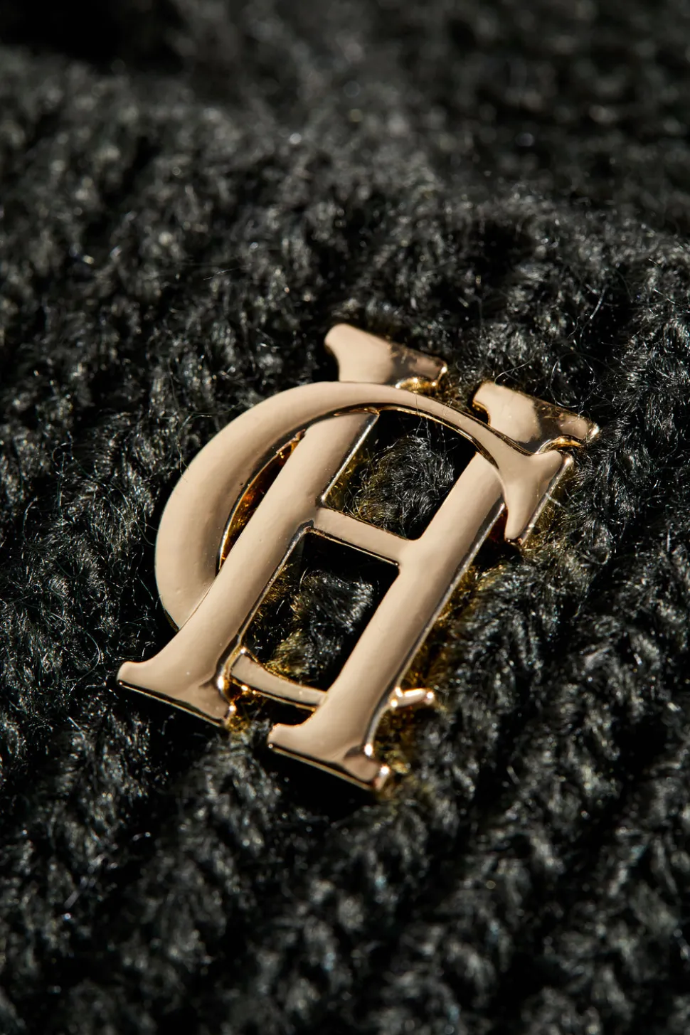 Cortina Bobble Hat