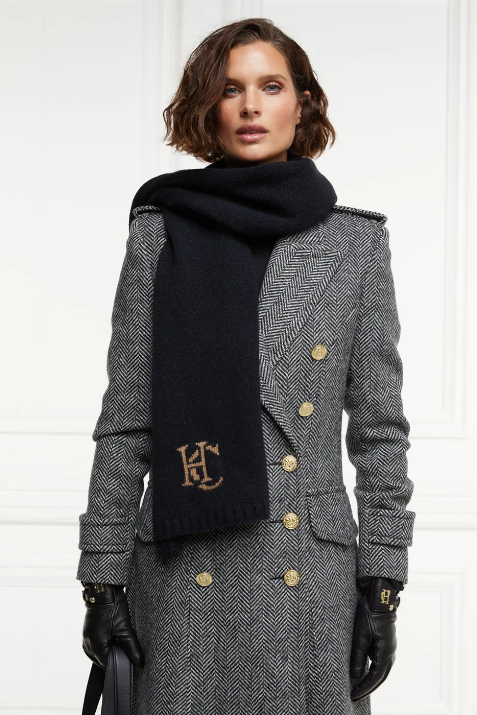 Elle Scarf
