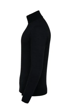 Fine Roll Neck Knit