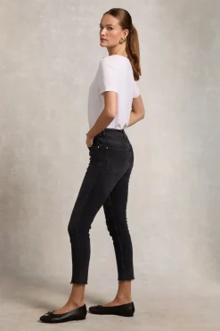 High Rise Slim Jean