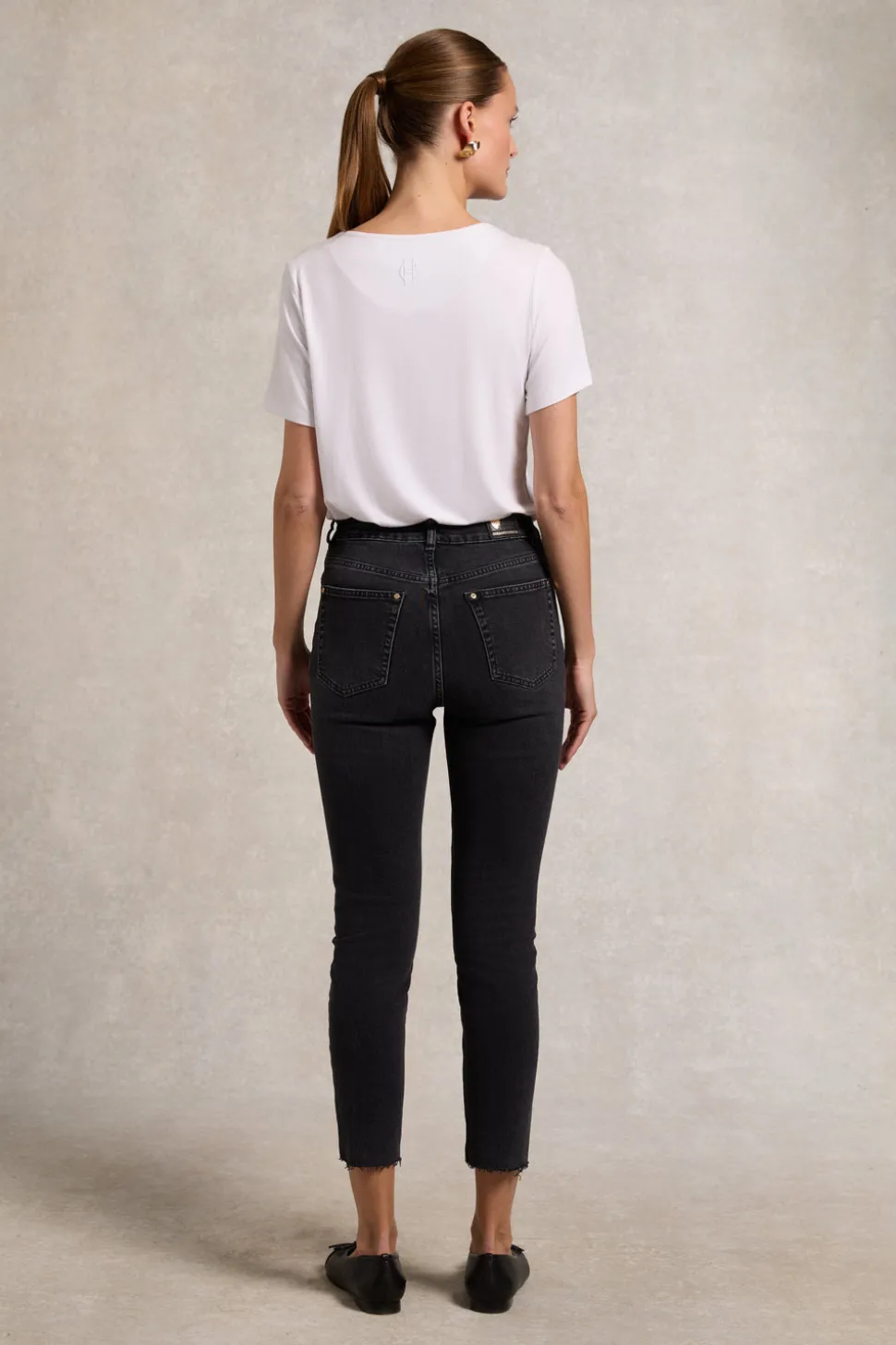 High Rise Slim Jean
