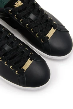 Knightsbridge Court Trainer