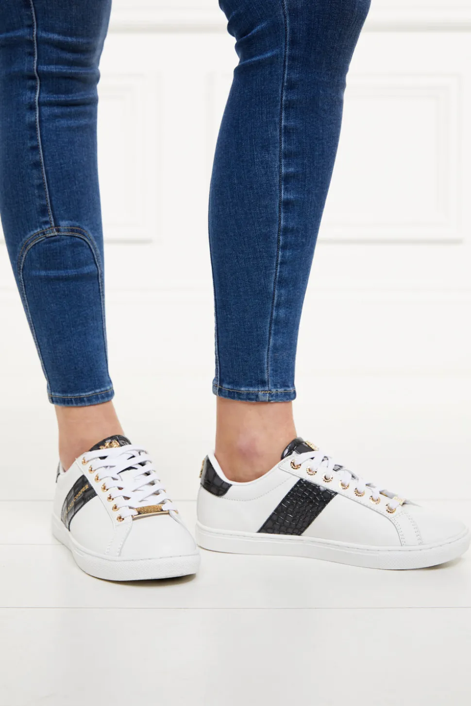 Knightsbridge Court Trainer