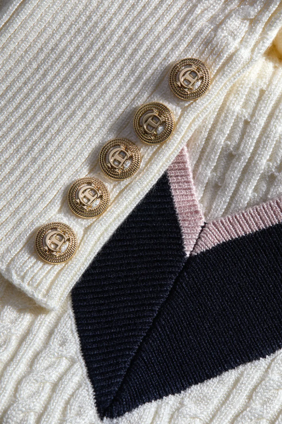Lucy Knit