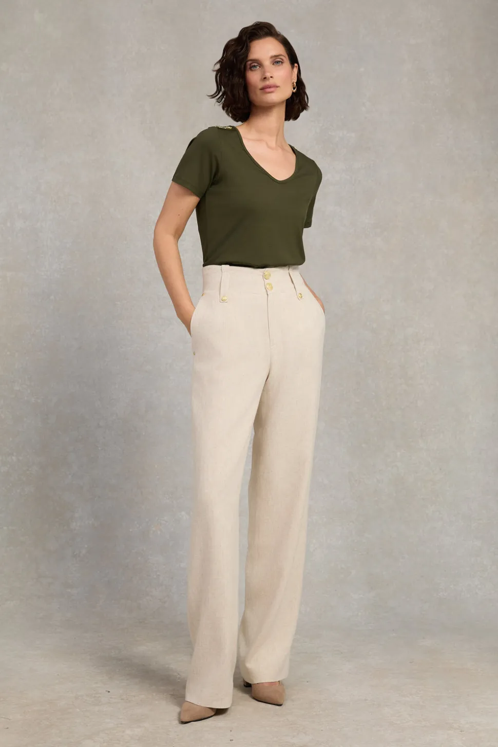 Relax Fit V-Neck Tee