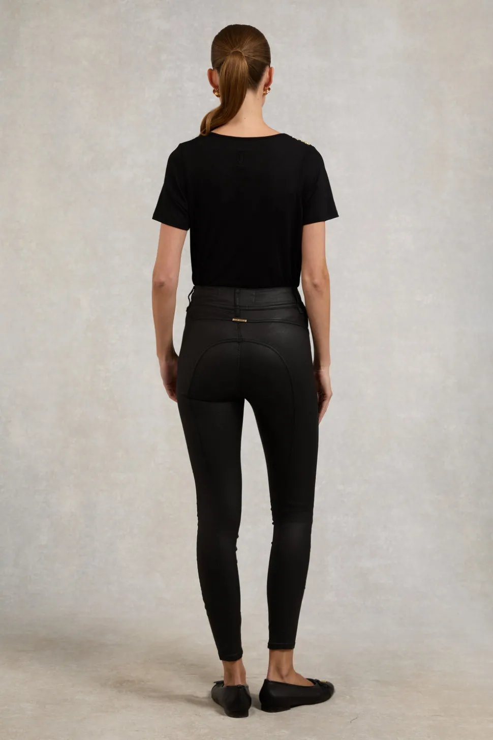 Relax Fit V-Neck Tee