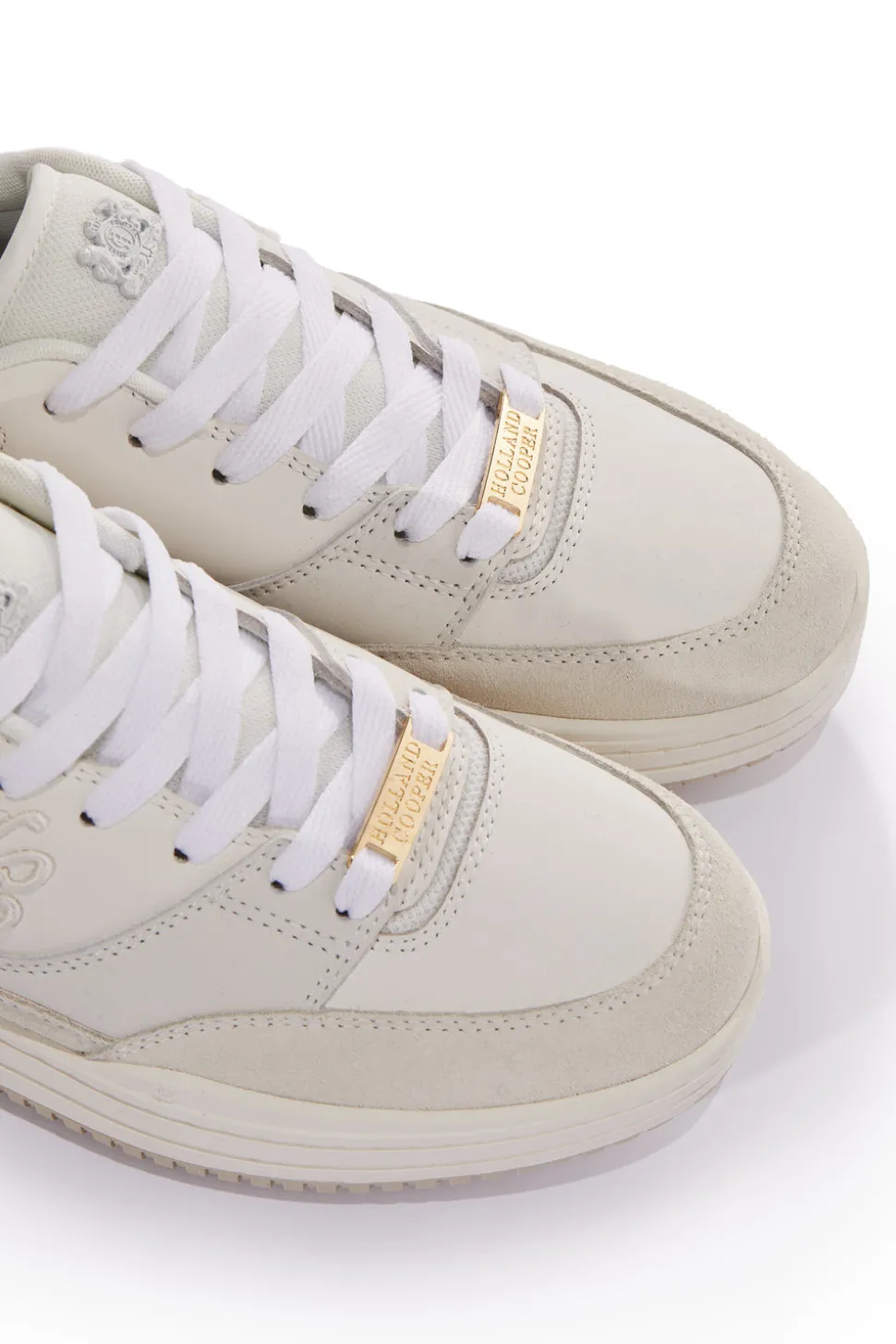 Retro Trainer