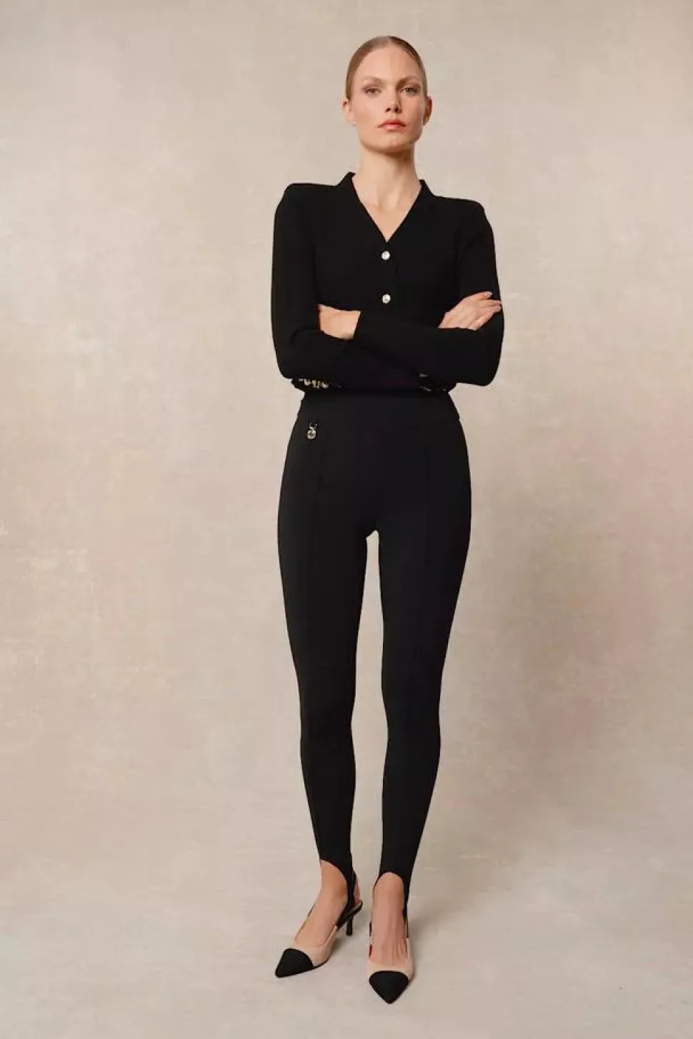 Stirrup Contour Legging