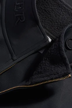 Training Zip Through Sweat